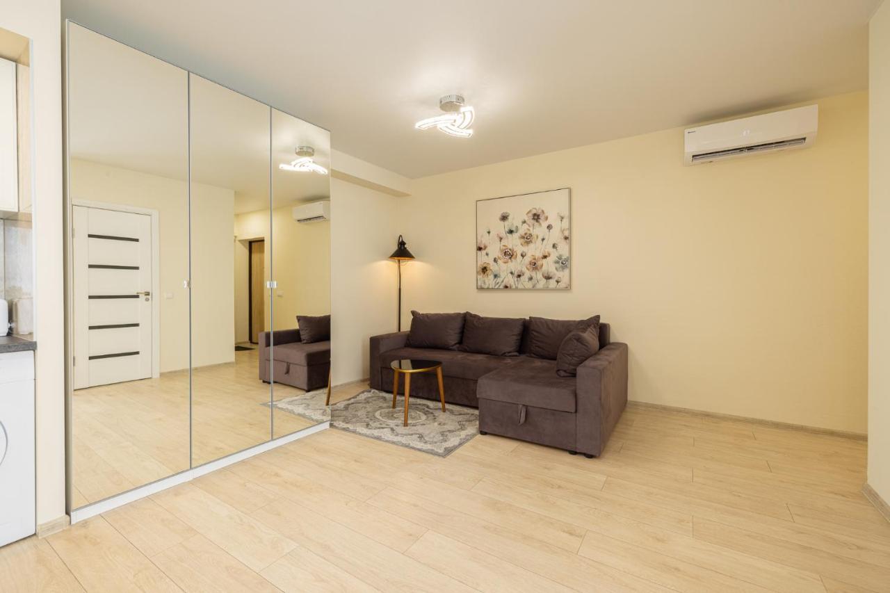 Dharma Stay Apartamentai Telšiai Esterno foto