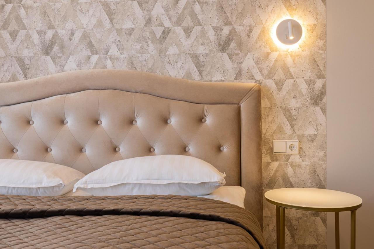 Dharma Stay Apartamentai Telšiai Esterno foto