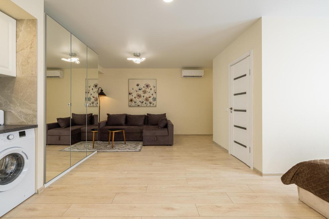 Dharma Stay Apartamentai Telšiai Esterno foto