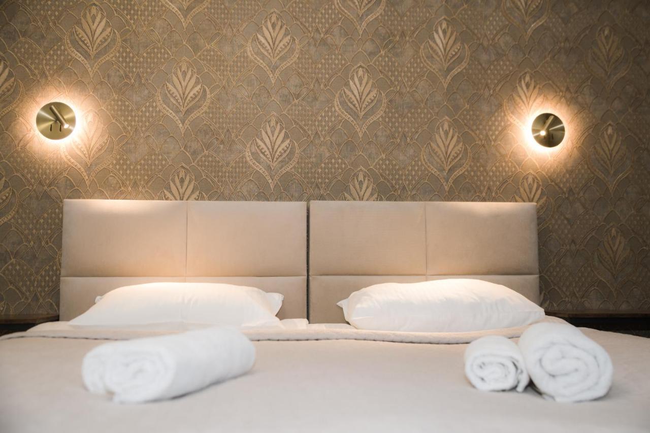 Dharma Stay Apartamentai Telšiai Esterno foto
