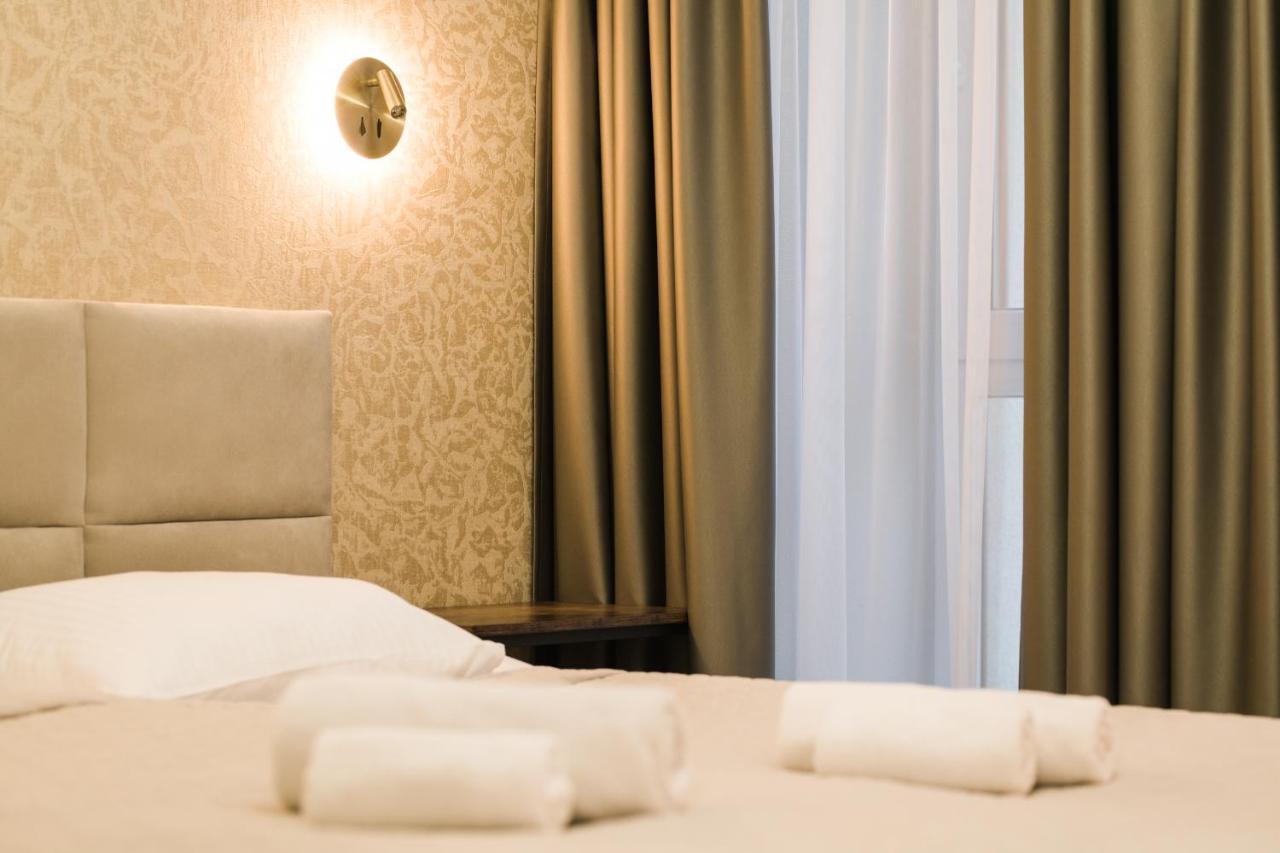 Dharma Stay Apartamentai Telšiai Esterno foto