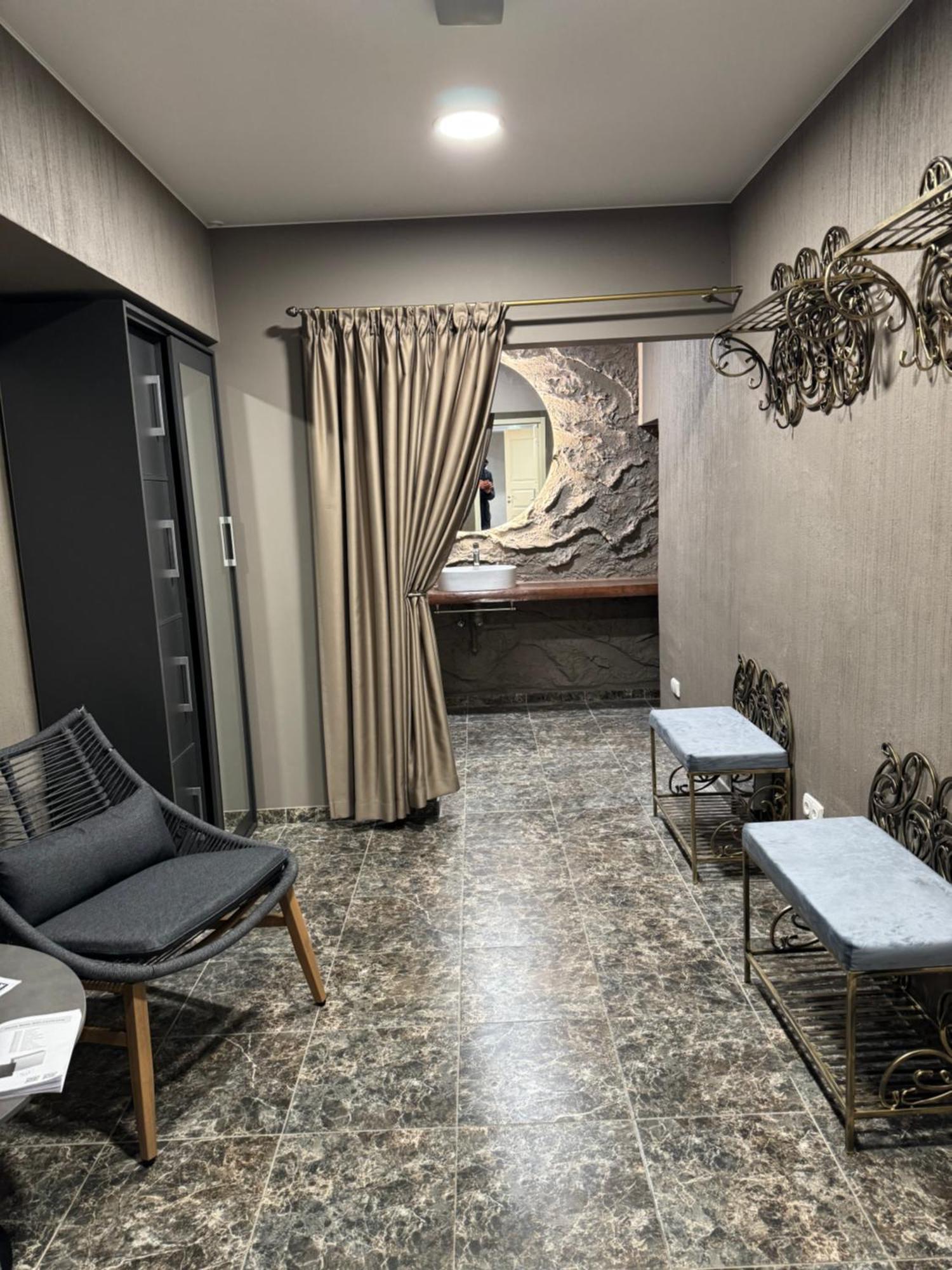 Dharma Stay Apartamentai Telšiai Esterno foto