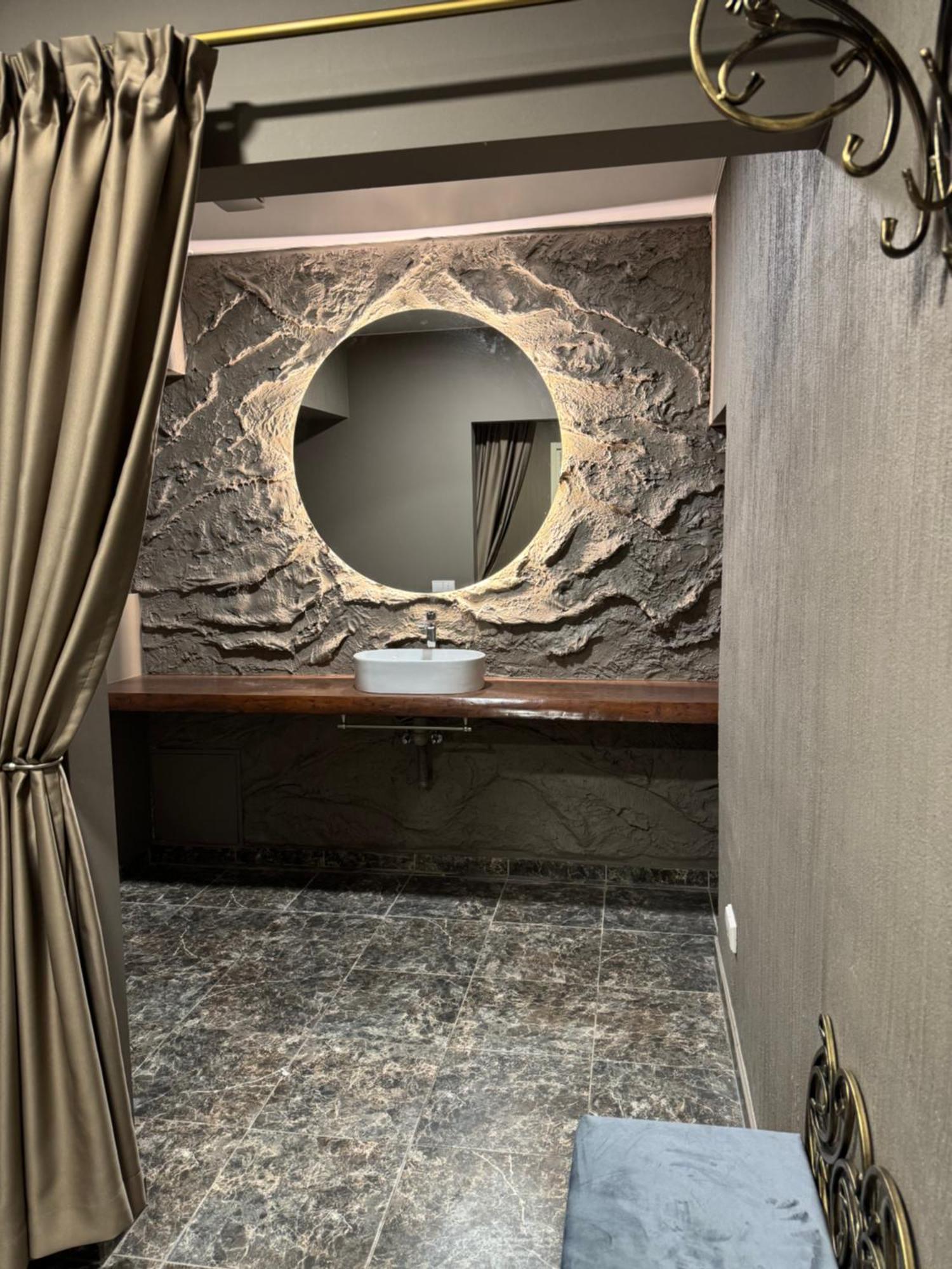 Dharma Stay Apartamentai Telšiai Esterno foto