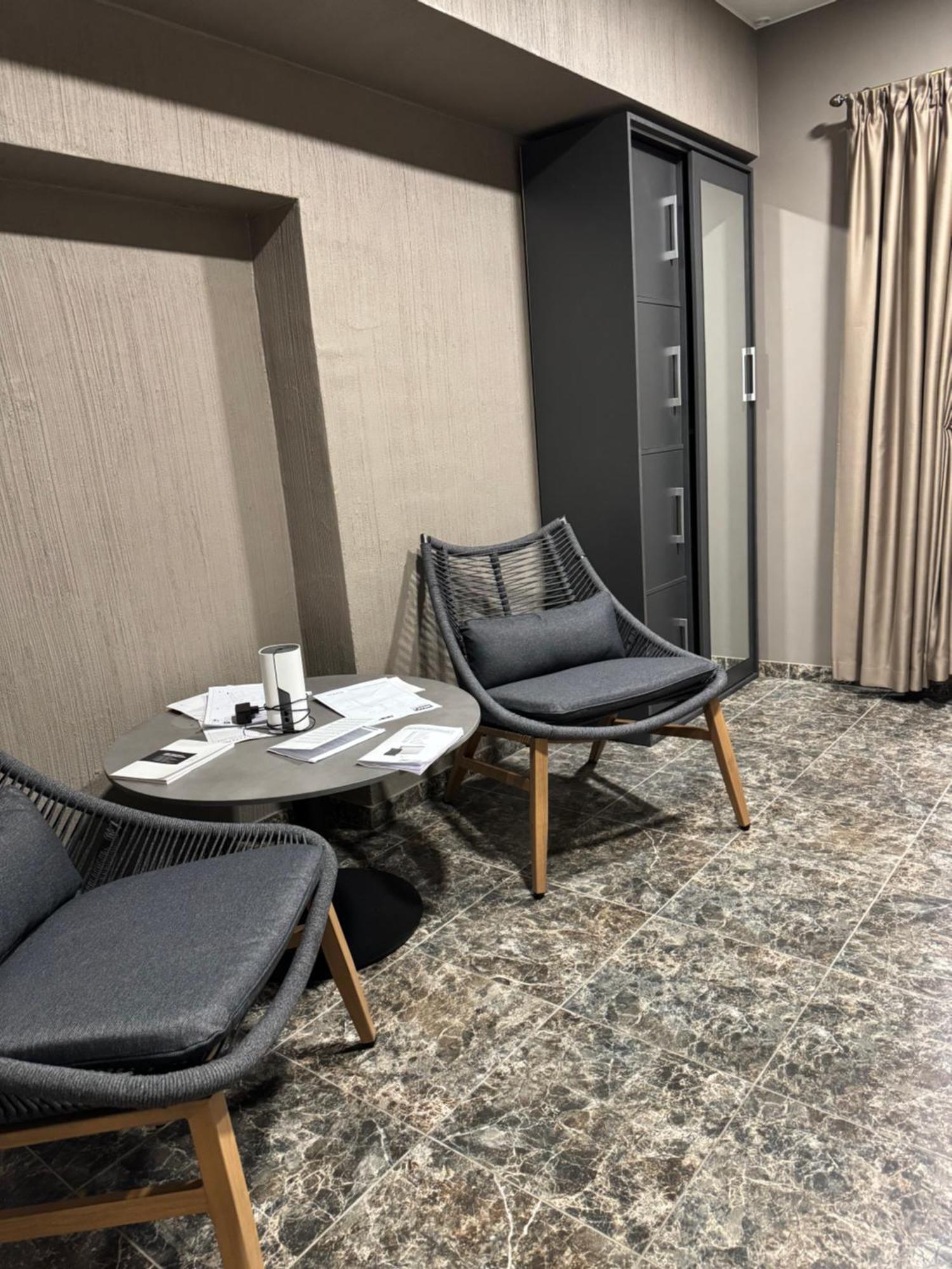 Dharma Stay Apartamentai Telšiai Esterno foto